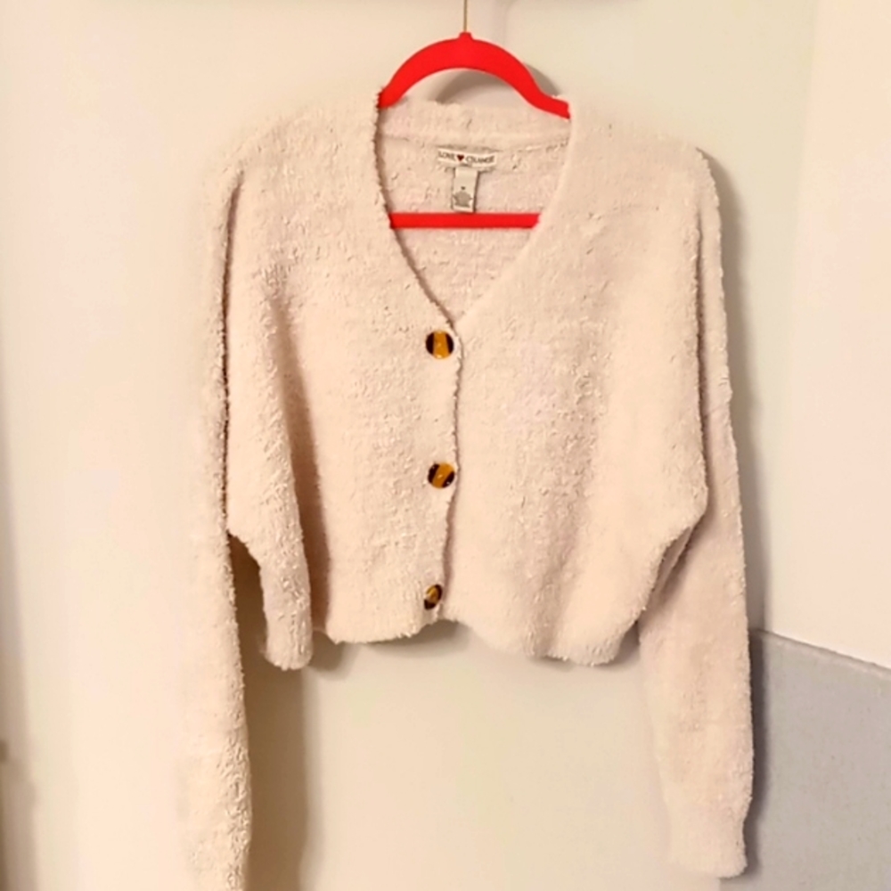 Fluffy half sweater